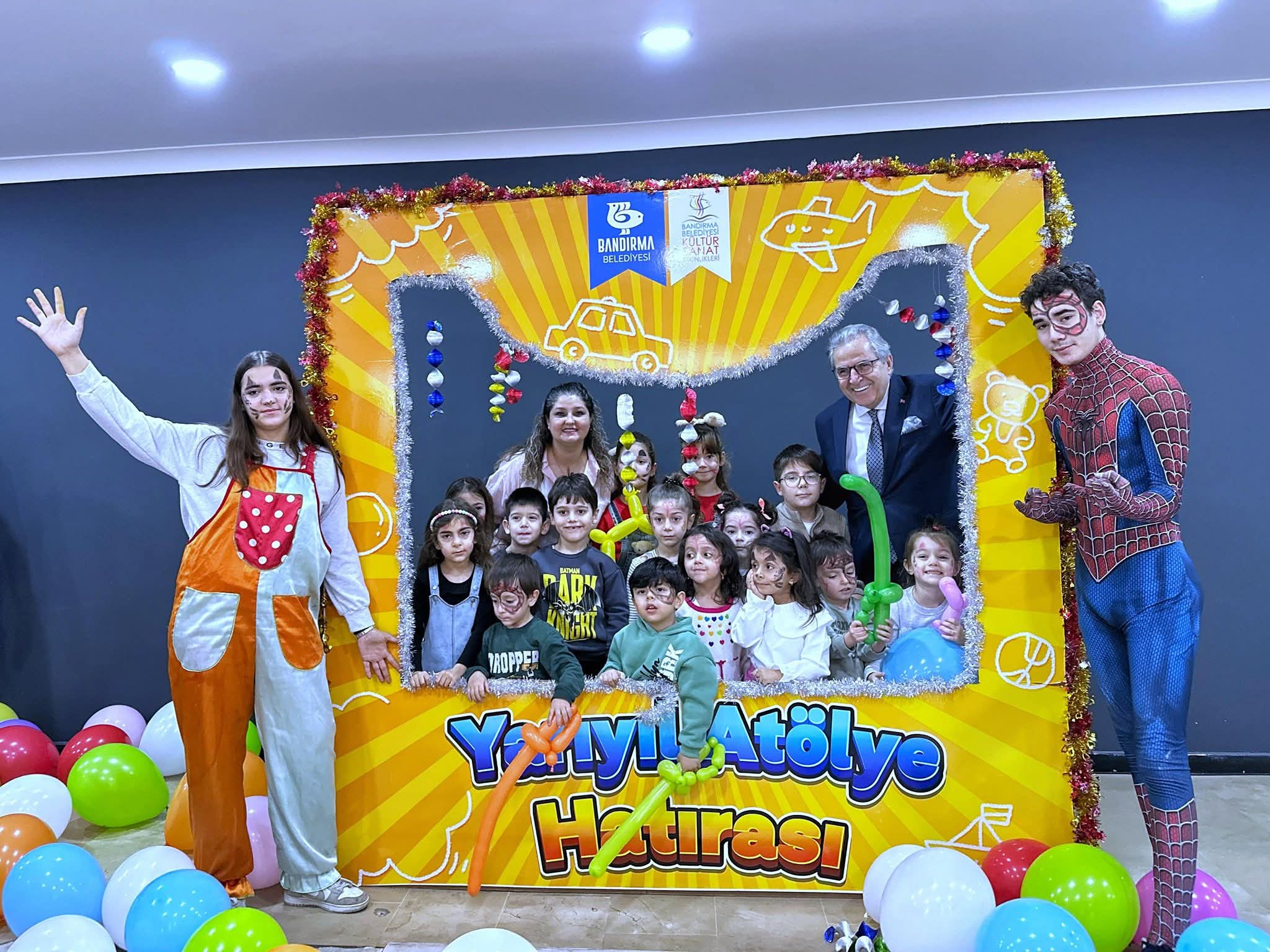 Başkan Mirza çocuklarla bir araya geldi