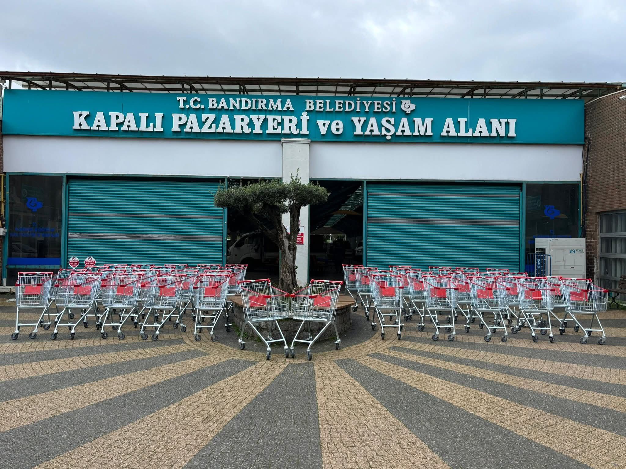 Kapalı Pazar Yerindeki pazar araba sayısı arttırıldı