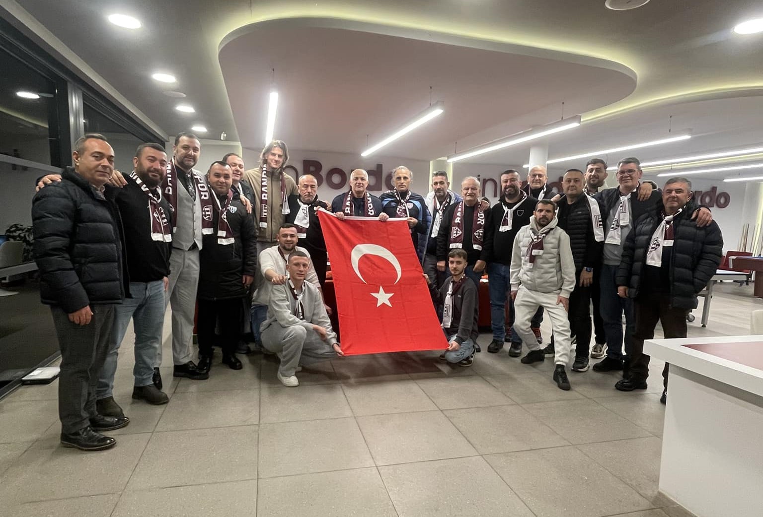 Bordo beyazlı taraftarlar bir araya geldi