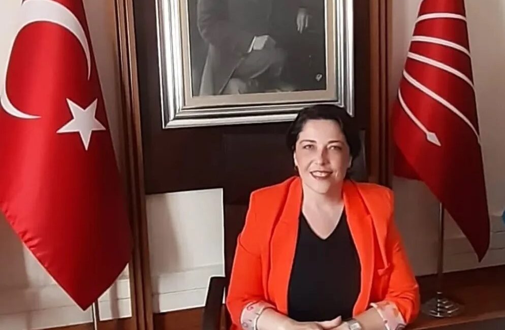 Cumhuriyet Halk Partisi Bandırma Kadın Kolları Başkanı Filiz Özdemir sosyal