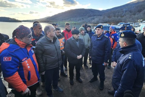 Vali Ustaoğlu Kapıdağ’daki aramalara katıldı