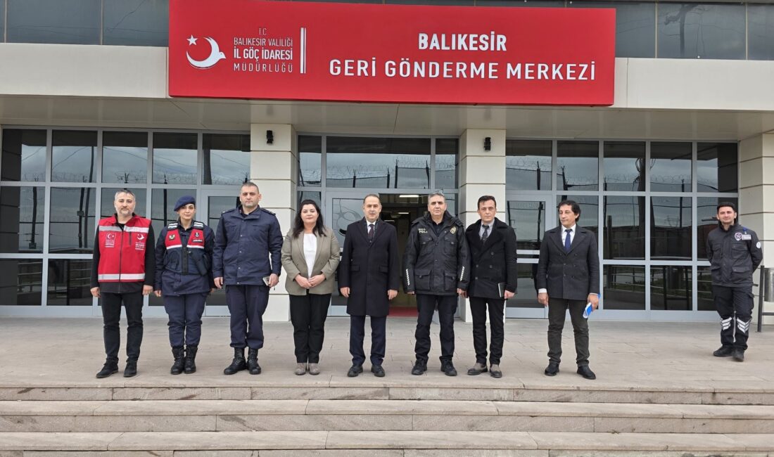 İlçe Kaymakamı Engin Aksakal Geri Gönderme Merkezinde incelemelerde bulundu. İncelemelerde