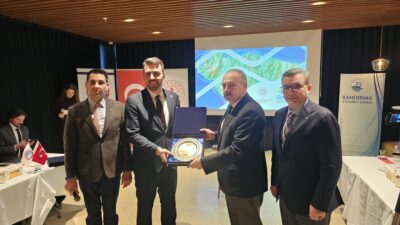 Erdek ve Bandırma Ticaret Odaları’nın öncülüğünde Erdek Pınar Otel’de düzenlenen