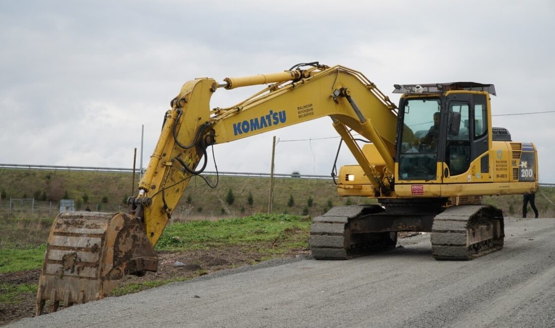&nbsp; Balıkesir Büyükşehir Belediye Başkanı Ahmet Akın’ın vizyonuyla yenilenen yollar