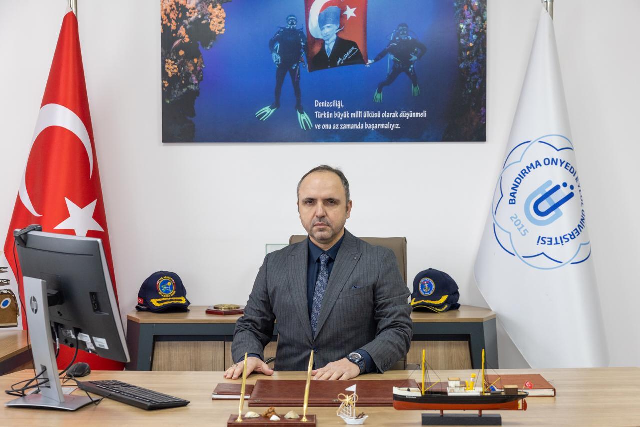 Denizcilik Fakültesinde Dekanlık Devir Teslim Töreni Gerçekleşti