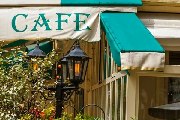 Resmi Gazetede yayınlanan yönetmelikler doğrultusunda lokanta, restoran ve kafelerde Ticaret