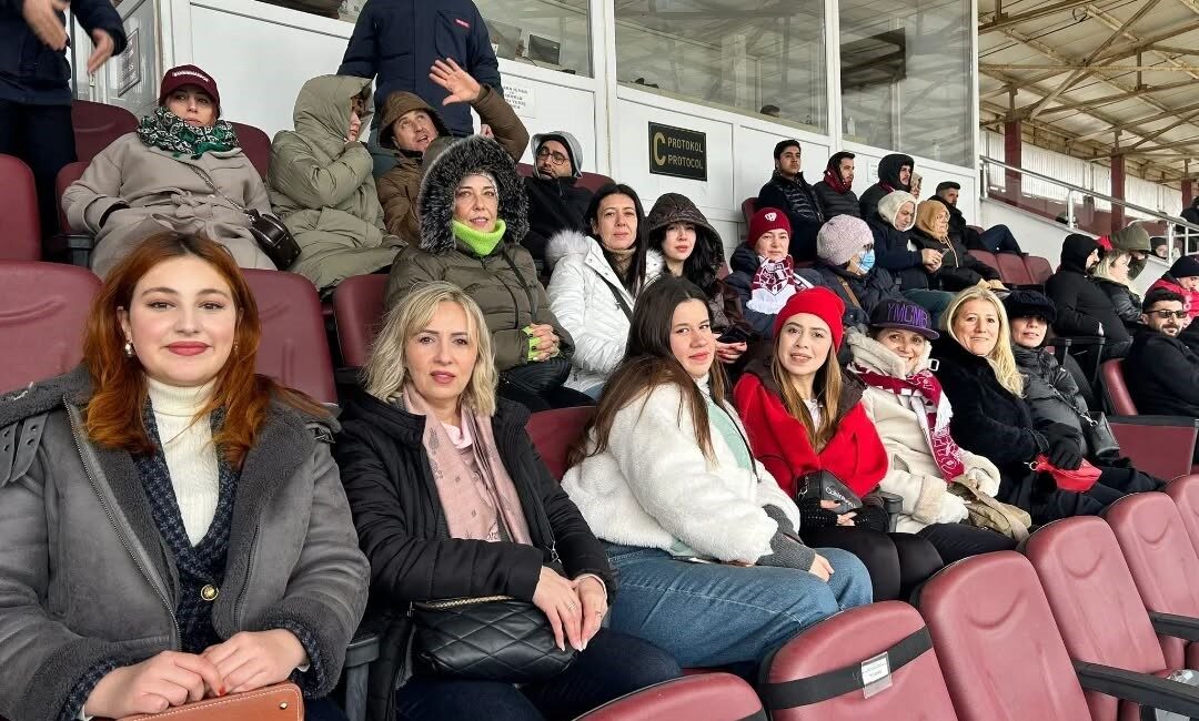 Son maçlarda düşen seyirci sayılarını arttırma adına hafta içinde STK’lar