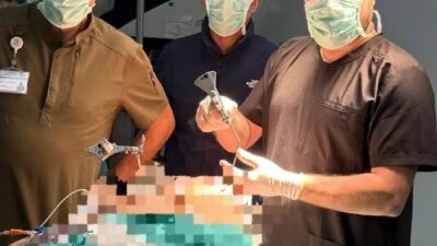 Bandırma Eğitim ve Araştırma Hastanesinde bir hastaya Nöronavigayon cihazlı ile