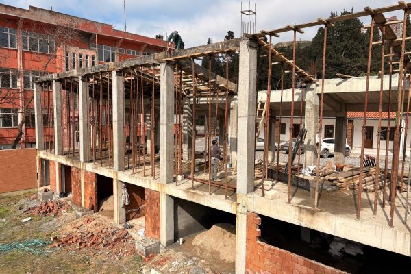 Edincik Pazaryeri inşaatı hız kazandı