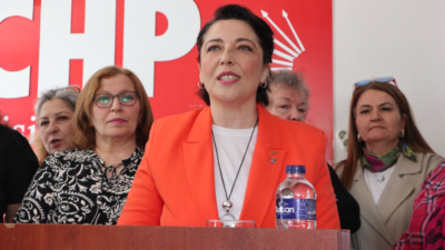 Cumhuriyet Halk Partisi Bandırma Kadın Kolları Başkanı Filiz Özdemir, Türk