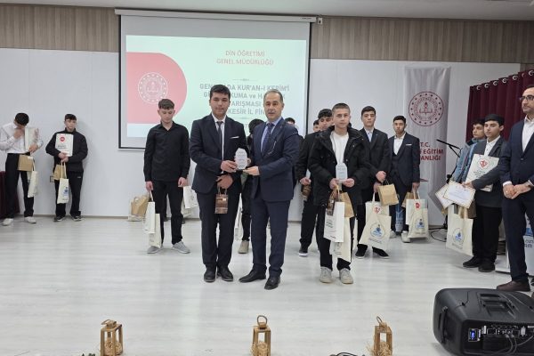 Bandırma’da Genç Sada Hafızlık Yarışması yapıldı