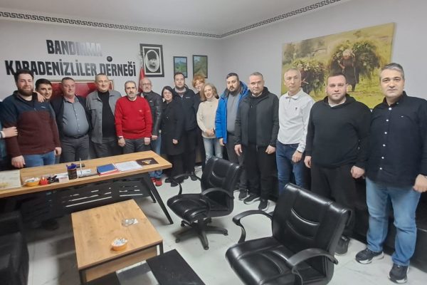 Karadenizliler hafta sonu aile kahvaltısında bir araya geldi