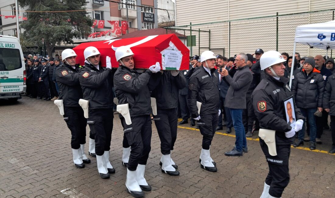 Geçirdiği kalp krizi sonrasında kurtarılamayarak şehit olan Polis Memuru Murat