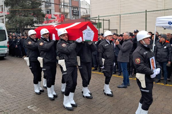 Şehit Polis Memuru Murat Saçan dualarla uğurlandı