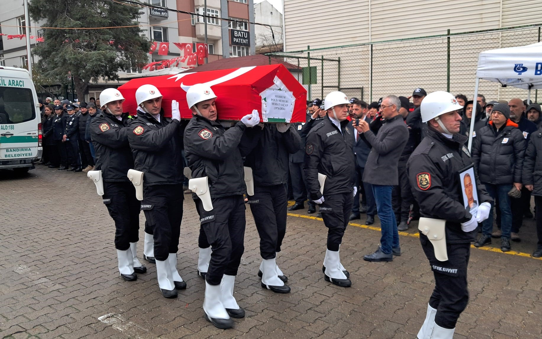 Şehit Polis Memuru Murat Saçan dualarla uğurlandı