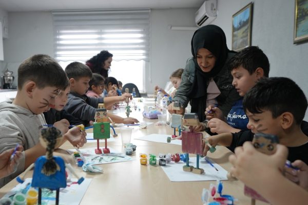 Büyükşehir’in Yarıyıl Etkinlikleri Tatili Şenliğe Dönüştürdü
