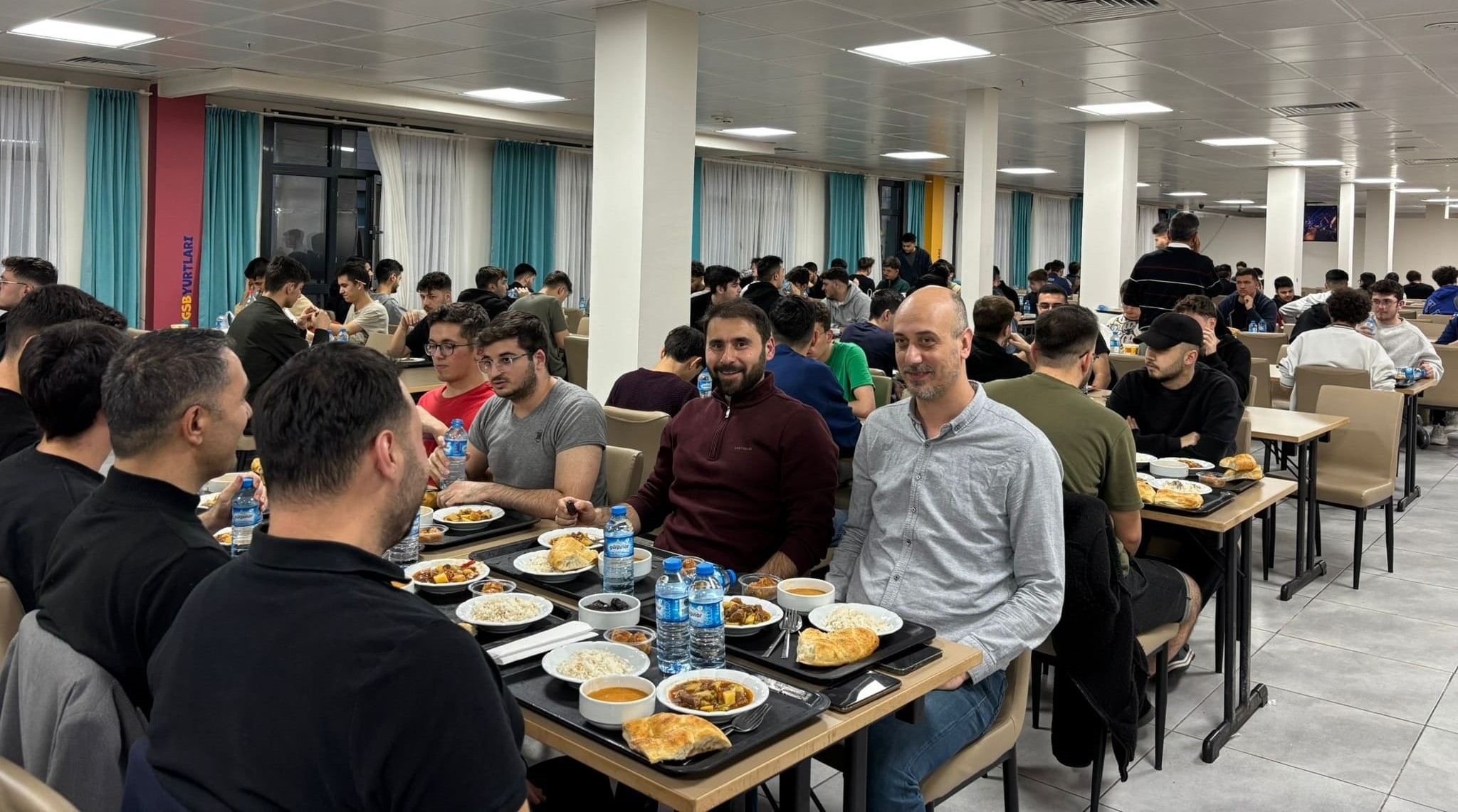 Zağnos Paşa Yurdunda ilk iftar