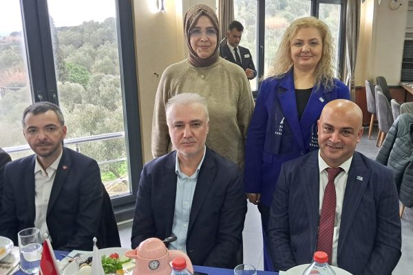 Anahtar Parti Şehit Aileleri, Gaziler ve Muhtarlar ile buluştu