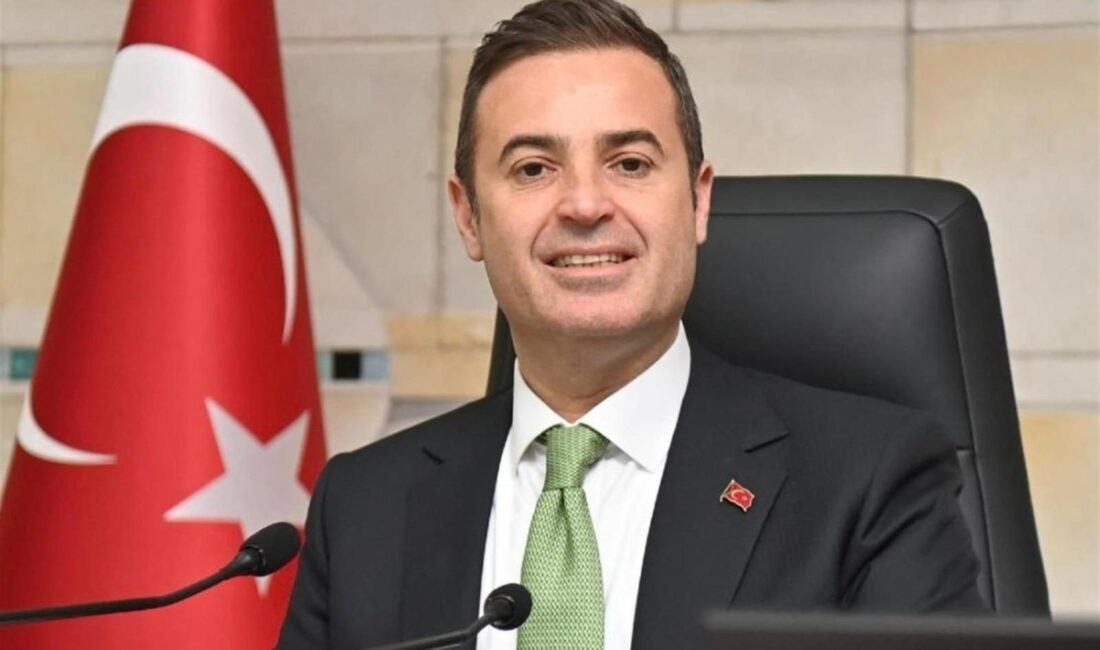 Balıkesir Büyükşehir Belediye Başkanı Ahmet Akın, 14 Mart Tıp Bayramı