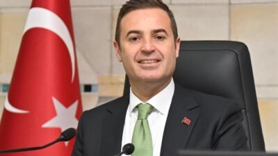 Balıkesir Büyükşehir Belediye Başkanı Ahmet Akın, 14 Mart Tıp Bayramı