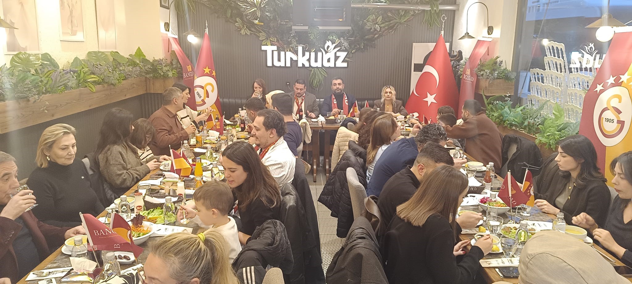 Galatasaraylı İş İnsanları İftarda buluştu