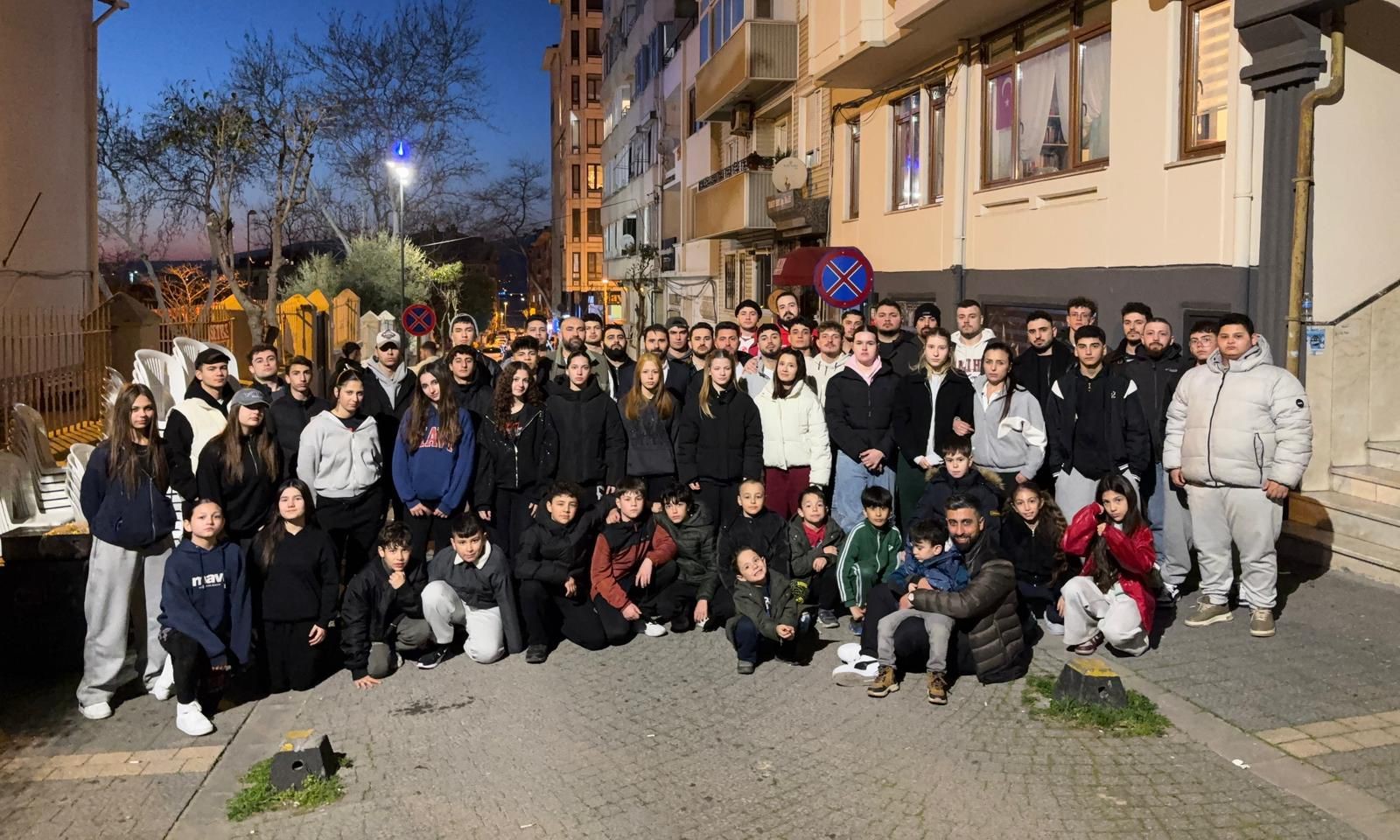 Şampiyon Sporcularla Sokak İftarı