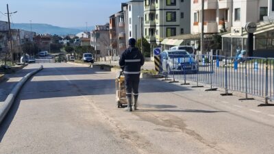 Kenti Levent Mahallesine bağlayan Eski Dutliman Yolu üzerinde BASKİ boru