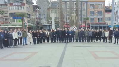 Muhasebe Haftası Bandırma’da kutlandı. Cumhuriyet Meydanındaki etkinliğe Belediye Başkanı Dursun