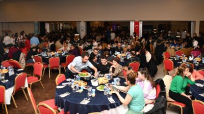 Balıkesir Büyükşehir Belediye Başkanı Ahmet Akın; sevginin, paylaşmanın ve bereketin