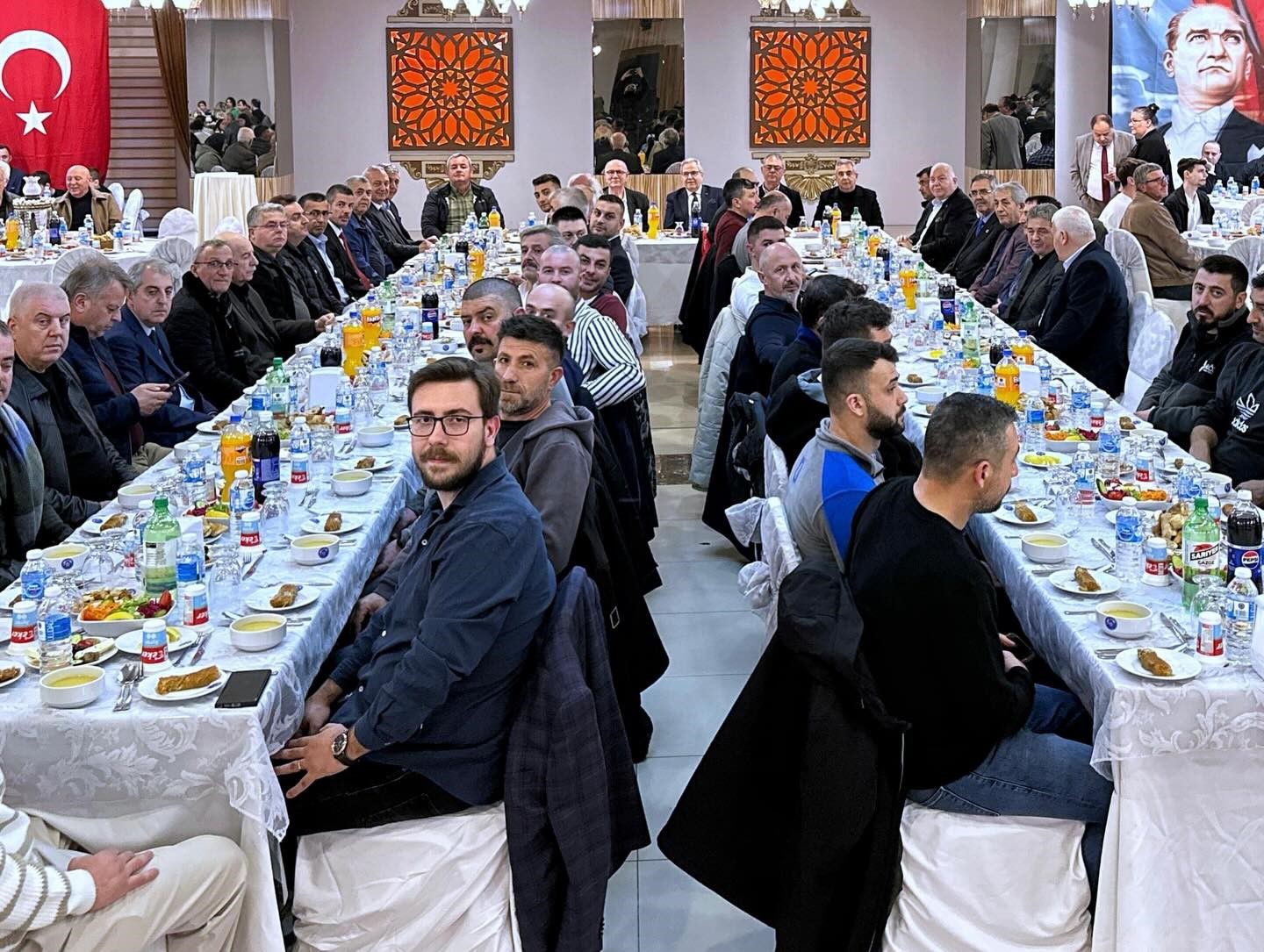 Küçük Sanayi Sitesinde Geleneksel İftar Yemeği