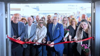 Bandırma Belediye Başkanı Dursun Mirza, Tunç Başaran Kültür Merkezi’nde El