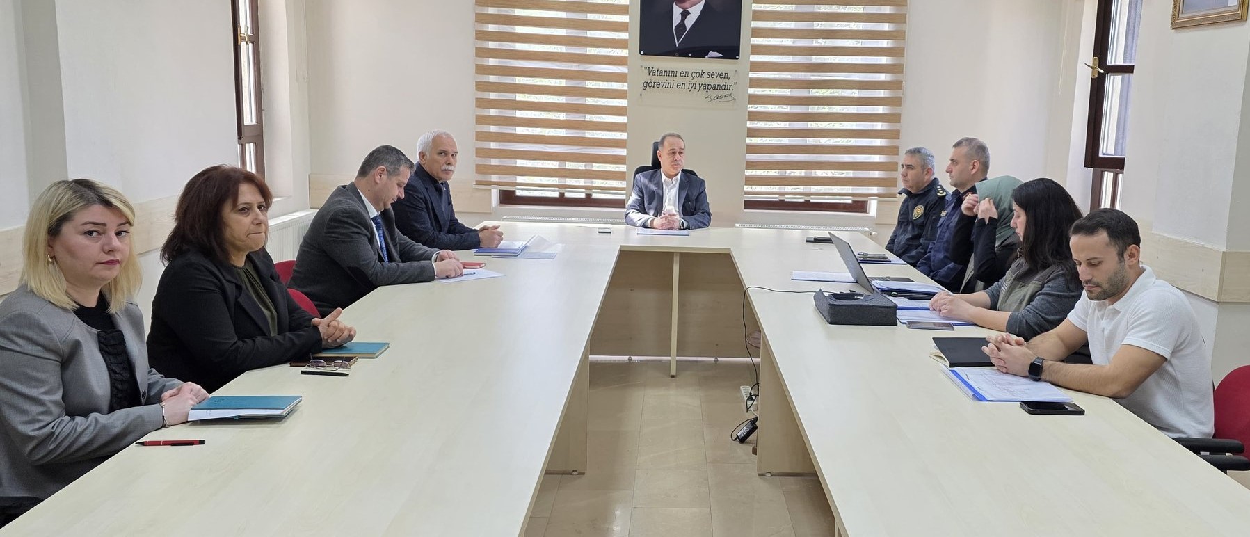 Sokak hayvanları  için toplandılar