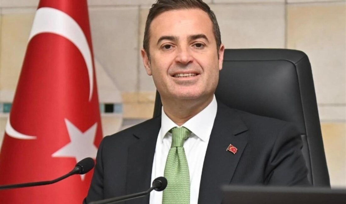 Balıkesir Büyükşehir Belediye Başkanı Ahmet Akın, İstiklal Marşı’nın kabulünün 105.