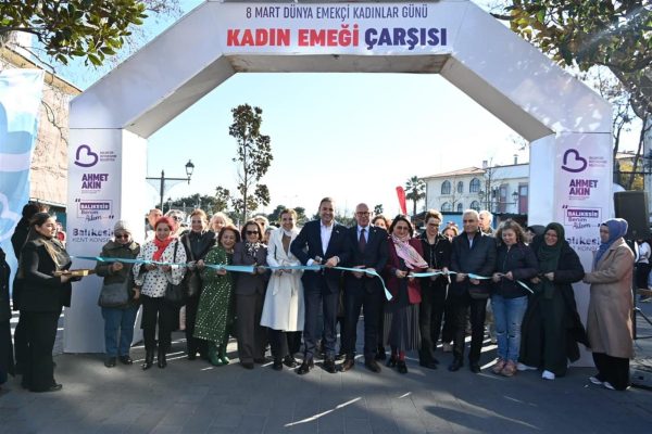 Kadın Emeği Çarşısı açıldı