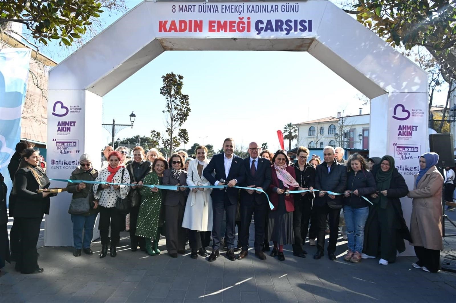 Kadın Emeği Çarşısı açıldı
