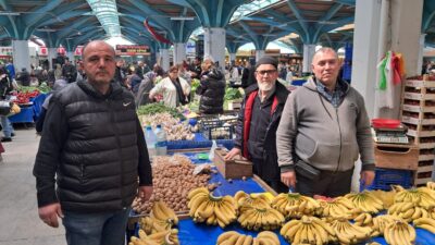 &nbsp; Pazarcı esnafının Belediye Başkanı Dursun Mirza’ya esnaflara kesilen cezalar