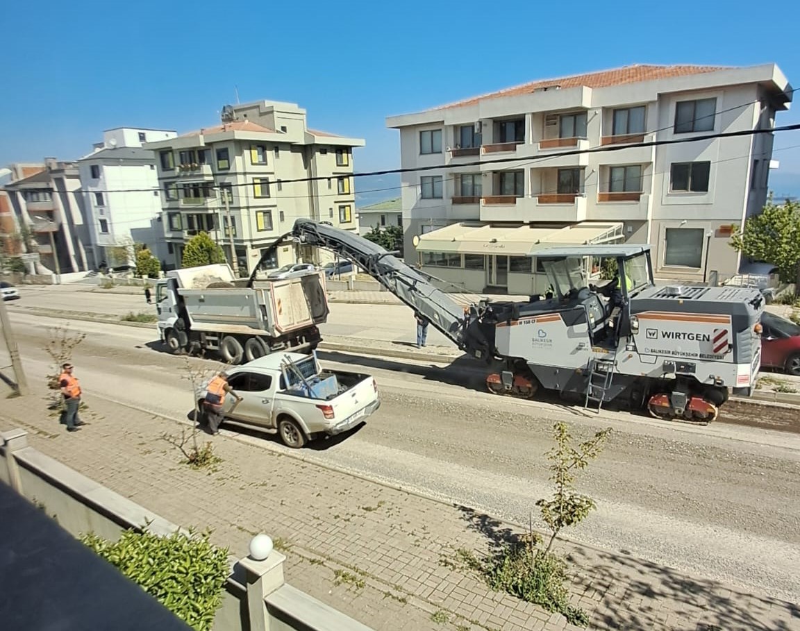 Bandırma’da sorun yaratan asbestli hatlar yenilendi