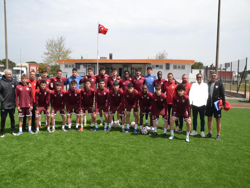 Özbeyli Bandırmaspor U 19 takımı gözünü Türkiye finallerine dikti. Teknik