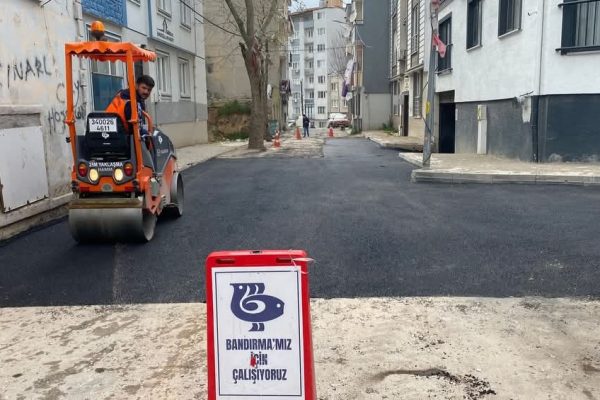 Kent genelinde belediyenin çalışmaları devam ediyor
