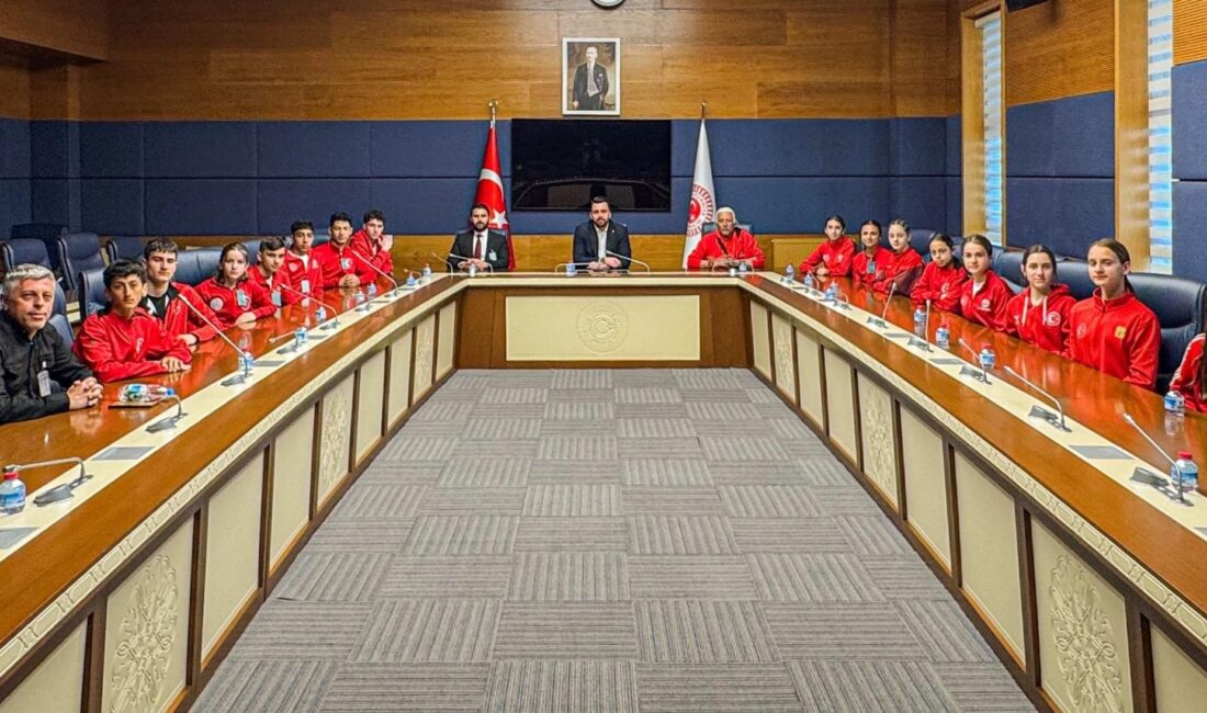 Balıkesir ‘den seçilen en genç Milletvekili olan Ak Parti Milletvekili