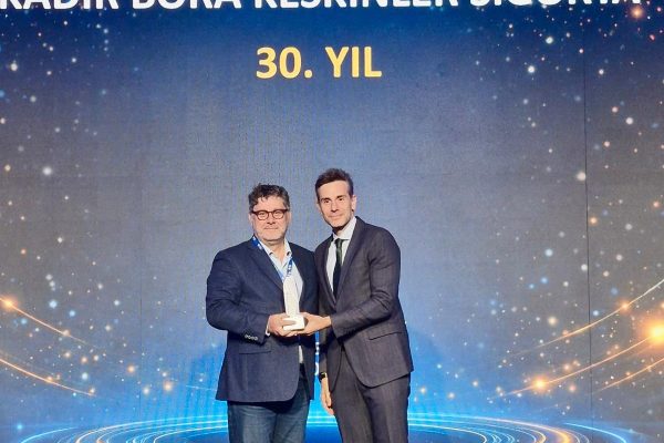 Kadir Bora Keskinler Sigorta Aracılık Hizmetler Şirketi ödüle doymuyor