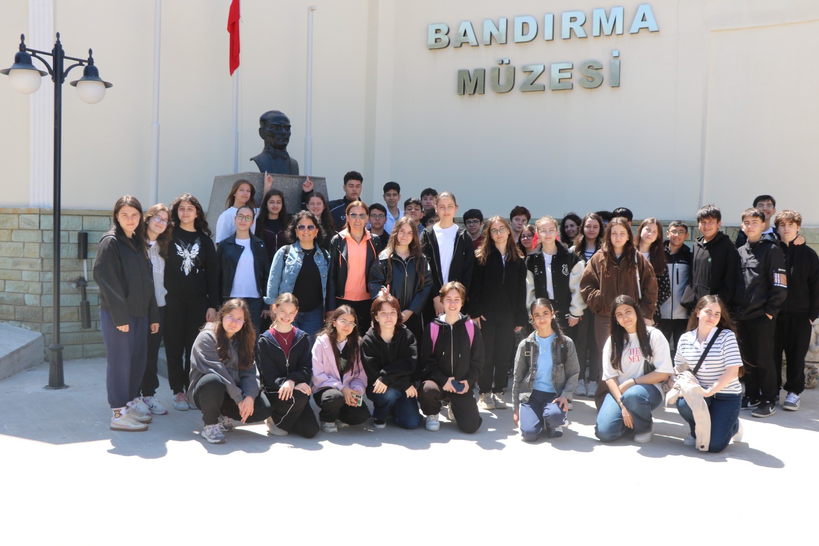 BANSİAD Öğrencilere Kültür Gezisi Düzenledi