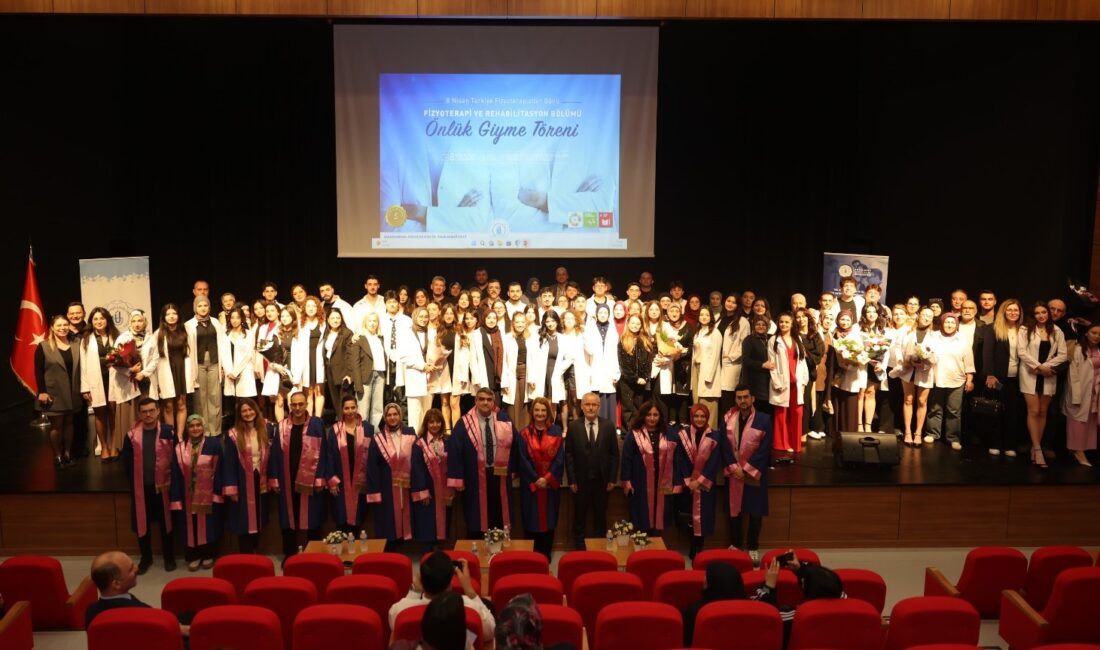 &nbsp; Sağlık Bilimleri Fakültesi Fizyoterapi ve Rehabilitasyon Bölümü öğrencilerinin Önlük