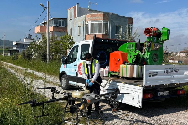 Büyükşehir Belediyesi, Güney Marmara’da haşereyle mücadeleye aralıksız devam ediyor