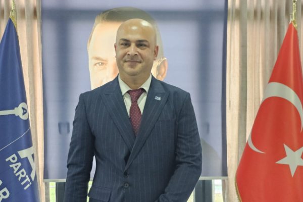 Tunçtop: Kürtleri terörle bir tutamayız