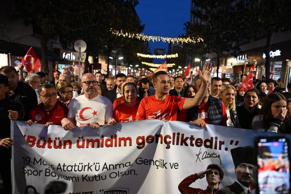 Akın: “Bayramlar, Ulu Önderimizden emanettir”