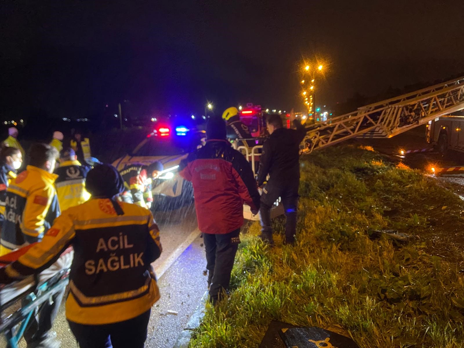 &nbsp; Bandırma’da, Külefli yol ayrımı yakınında İzmir seferini yapan 35