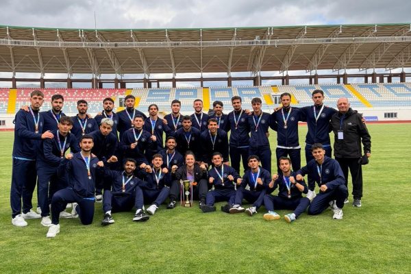 BANÜ Erkek Futbol Takımı Türkiye Üçüncüsü Oldu