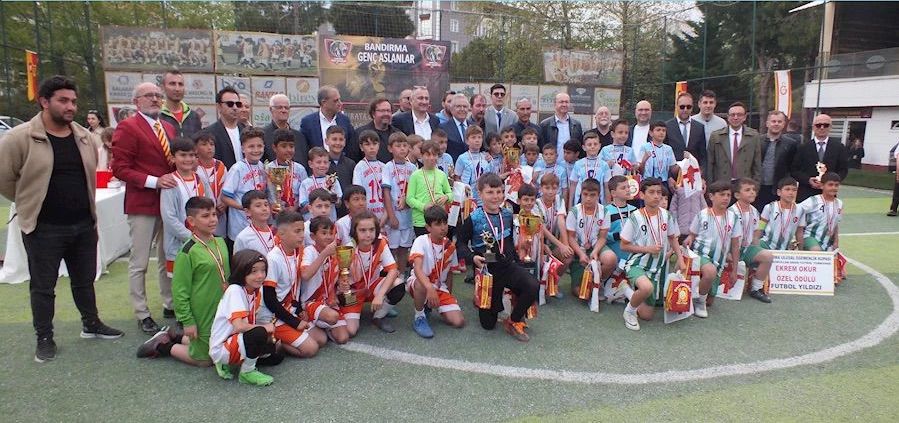 BANDIRMA ULUSAL EGEMENLİK KUPASI İLKOKULLAR ARASI FUTBOL TURNUVASININ 3.’SÜ DÜZENLENİYOR