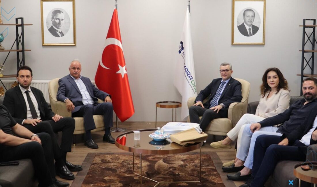 Bandırma Ticaret Odası Başkanı Bahadır Çolak ve beraberindeki heyet, Marmara